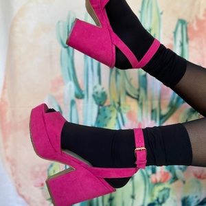 Bought from shoe dazzle